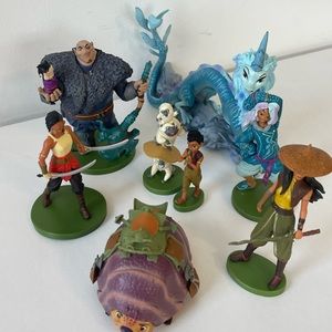 Raya and the Last Dragon Deluxe Figure Play Set. Like new